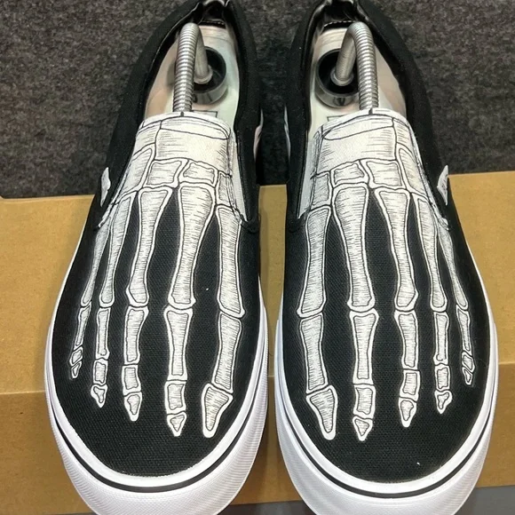 Skeleton Boney Feet Custom BLVD Original Slip Ons Size 10 Mens - Picture 2 of 14